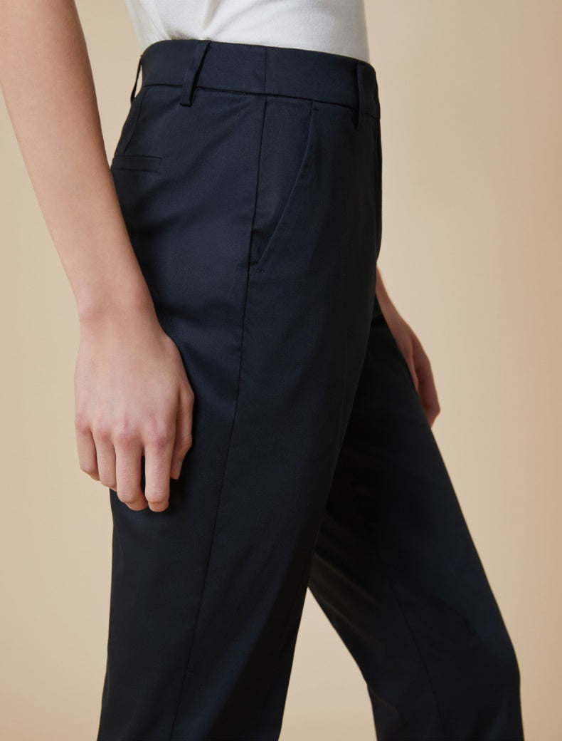 Pantalon slim en satin de coton