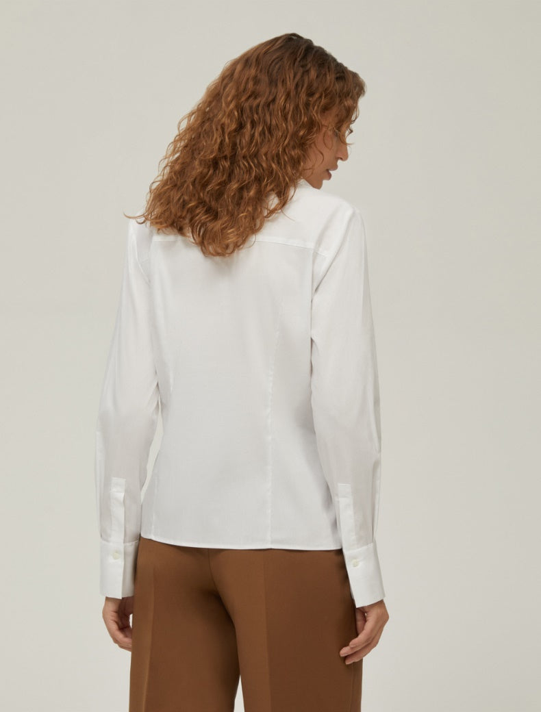 CHEMISE EN POPELINE COUPE SLIM. acte2
