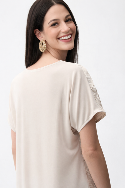 Tunique boxy 261160 en satin plissé avec tricot soyeux au dos J.RIBKOFF