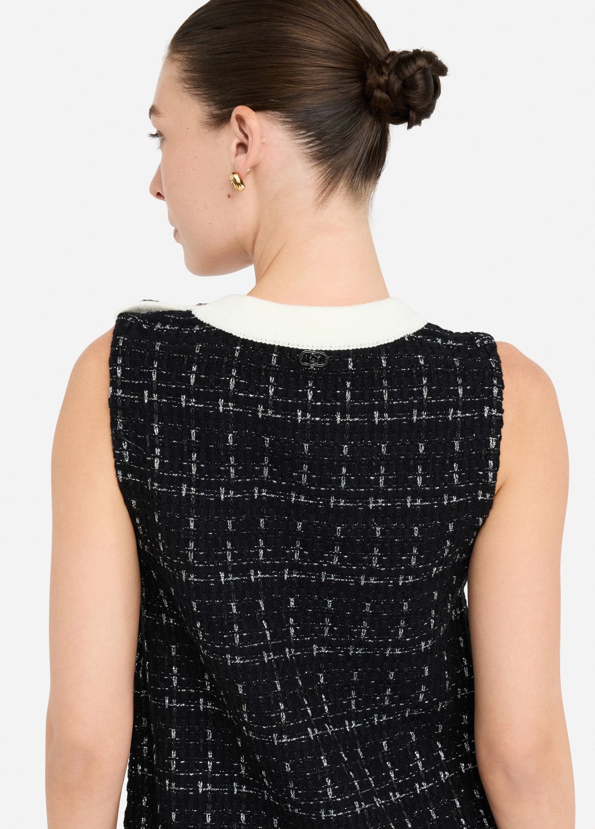 ROBE COURTE EN LAINE MELANGEE. acte2