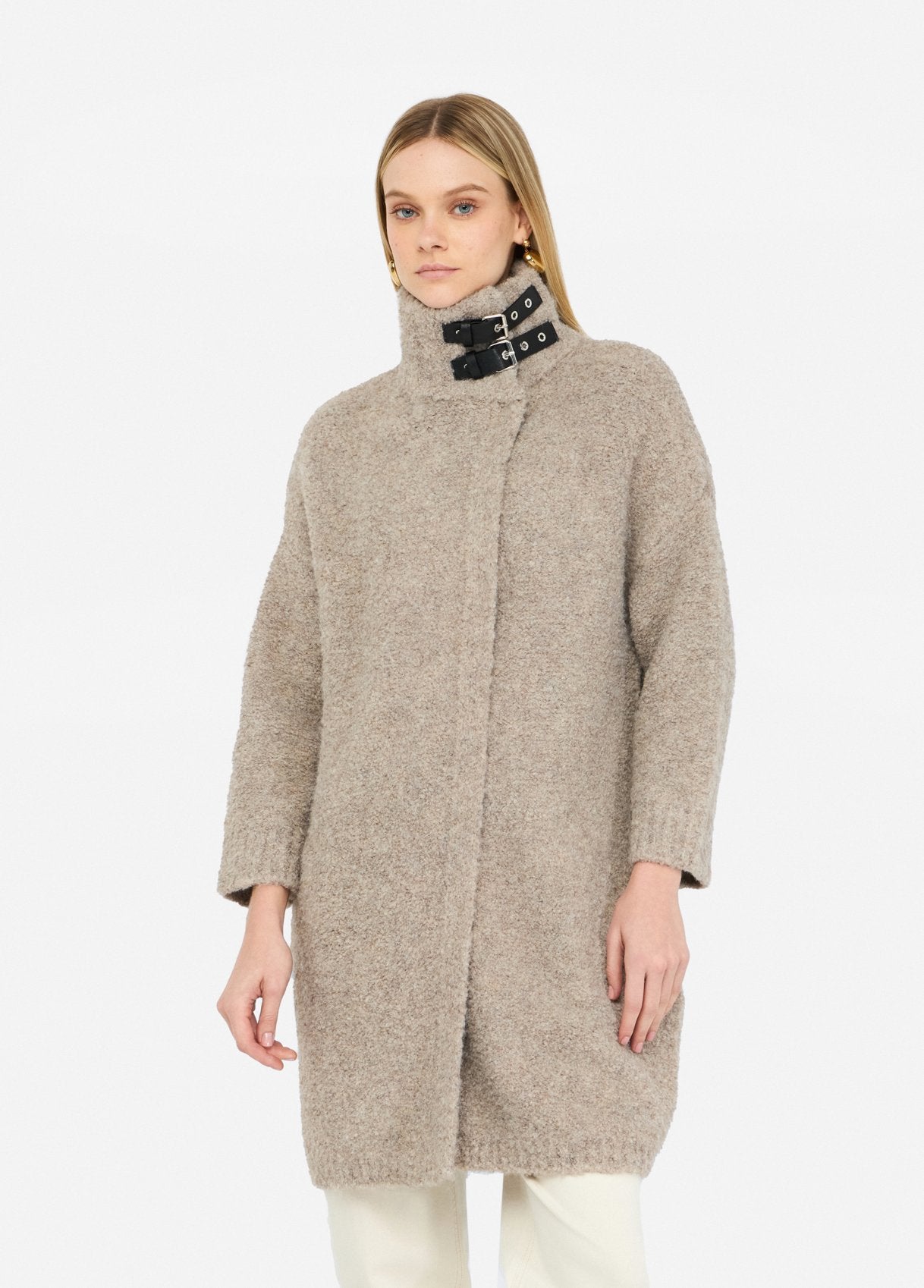 Manteau en maille bouclette. acte2
