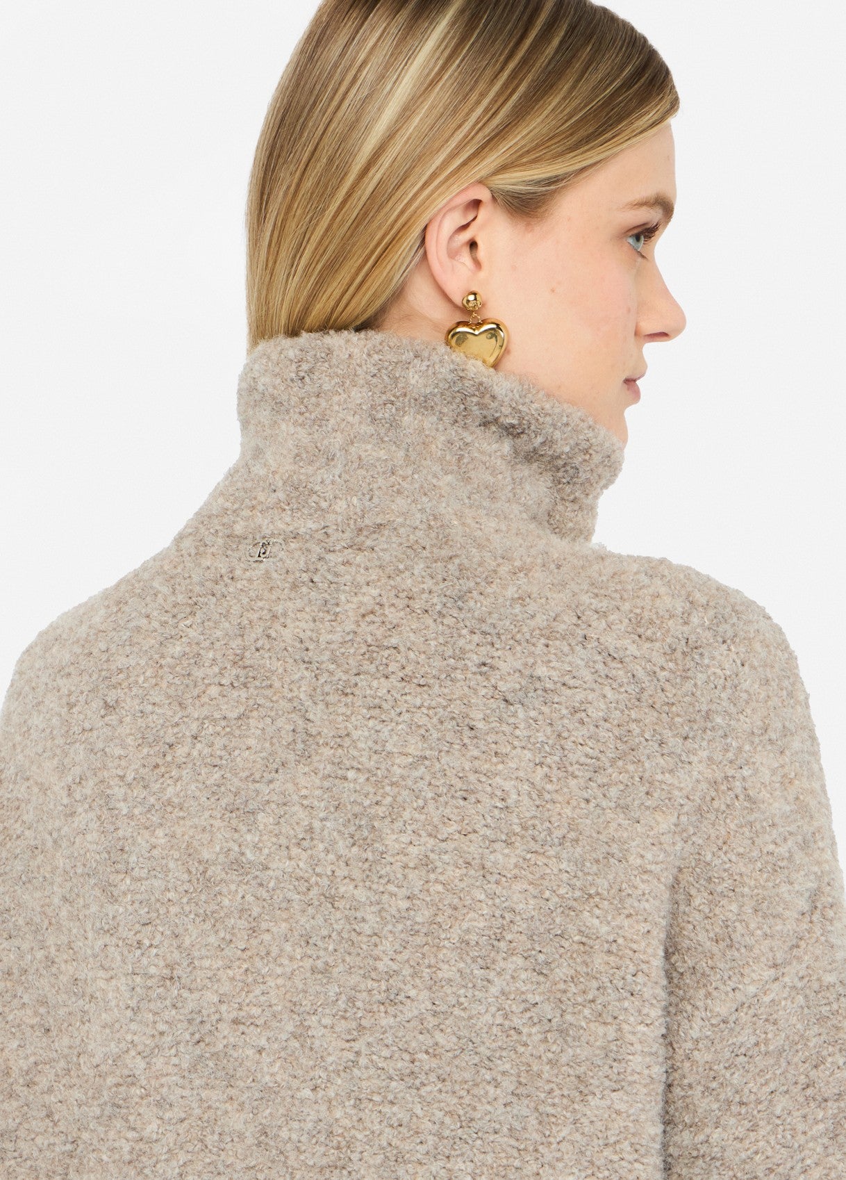 Manteau en maille bouclette. acte2