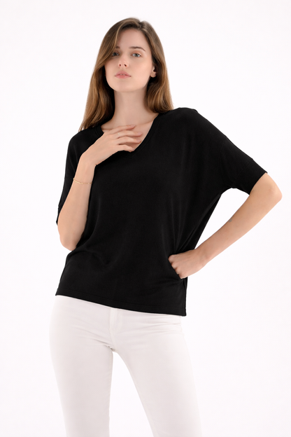 PULL IVAR en COL V  avec BOUTONS aux EPAULES ACTE2