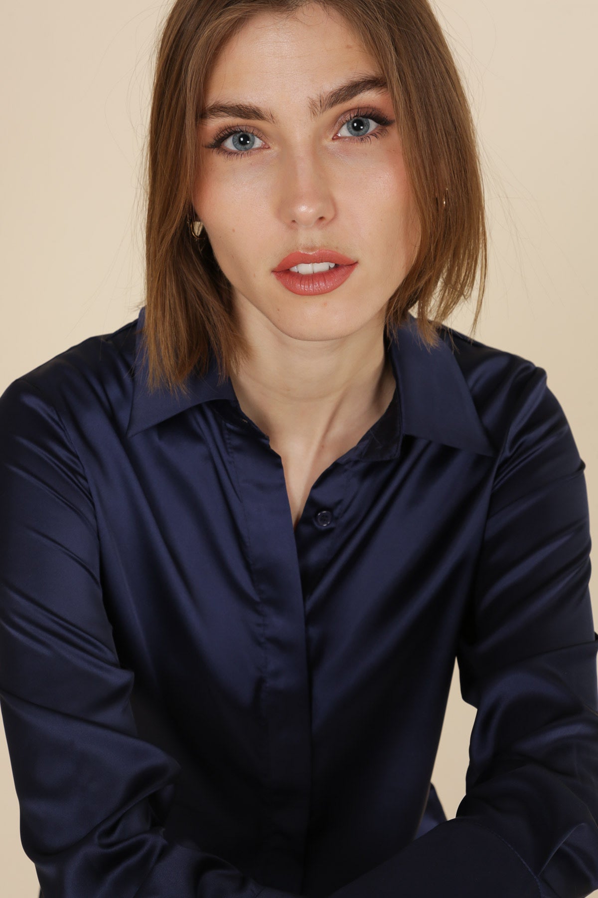 Chemise satin ACTE 2