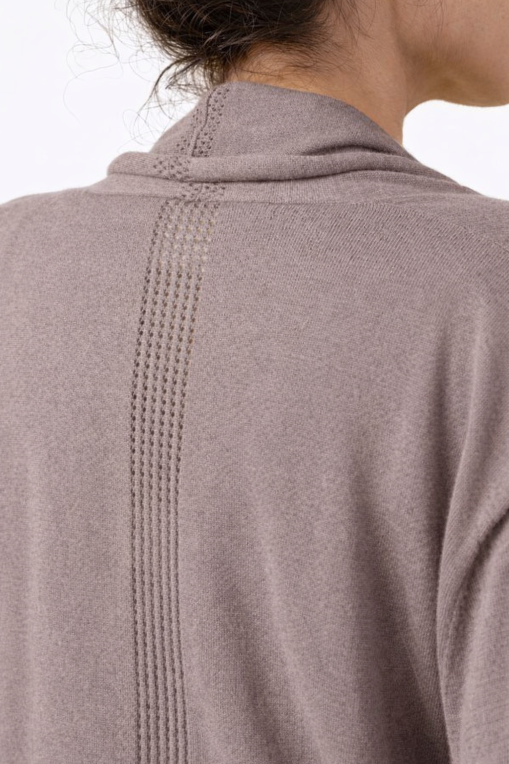 Gilet Hatus couleur taupe avec manches longues A POIL